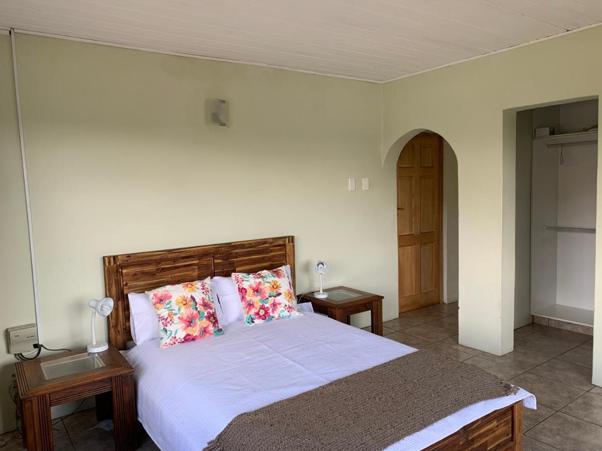 Brackenburn Trout And Trail Retreat Apartment Elandskop Екстериор снимка
