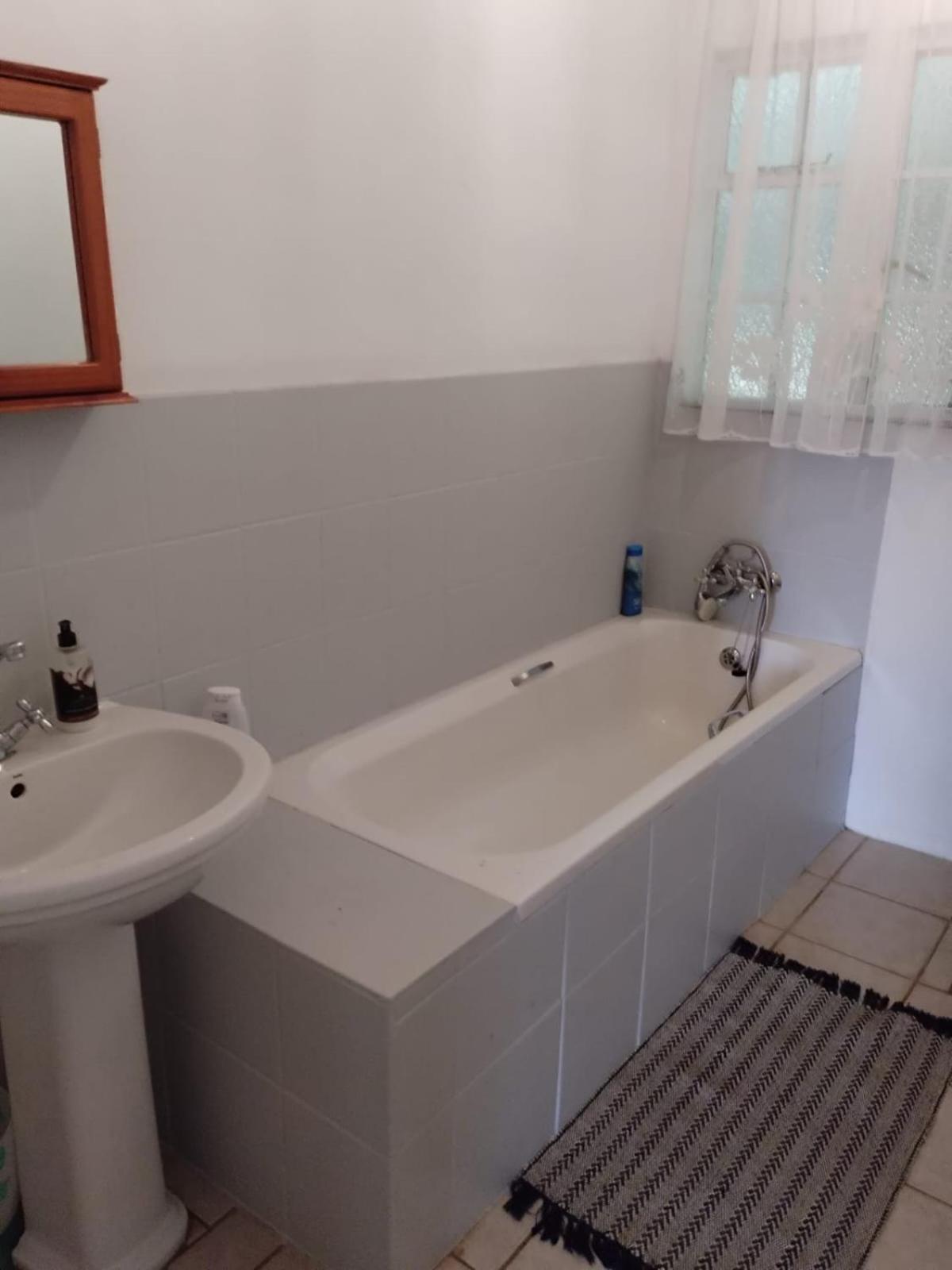 Brackenburn Trout And Trail Retreat Apartment Elandskop Екстериор снимка